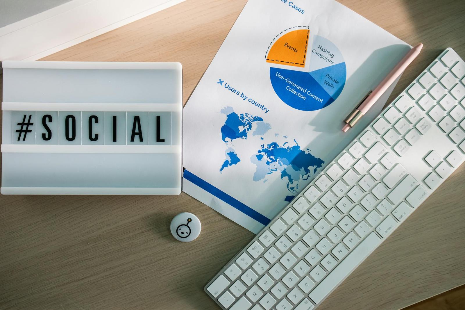 Come fare SEO sui social nel 2026? (TikTok, Pinterest, LinkedIn search)
